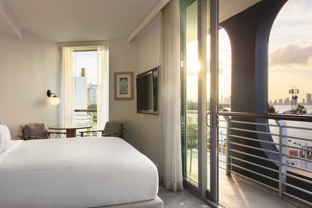Kimpton Hotel Palomar South Beach by IHG — Hotel rooms in Miami, Florida