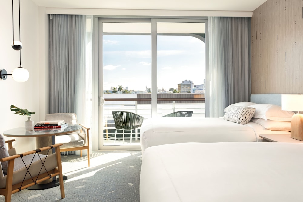 Kimpton Hotel Palomar South Beach by IHG — Hotel rooms in Miami, Florida