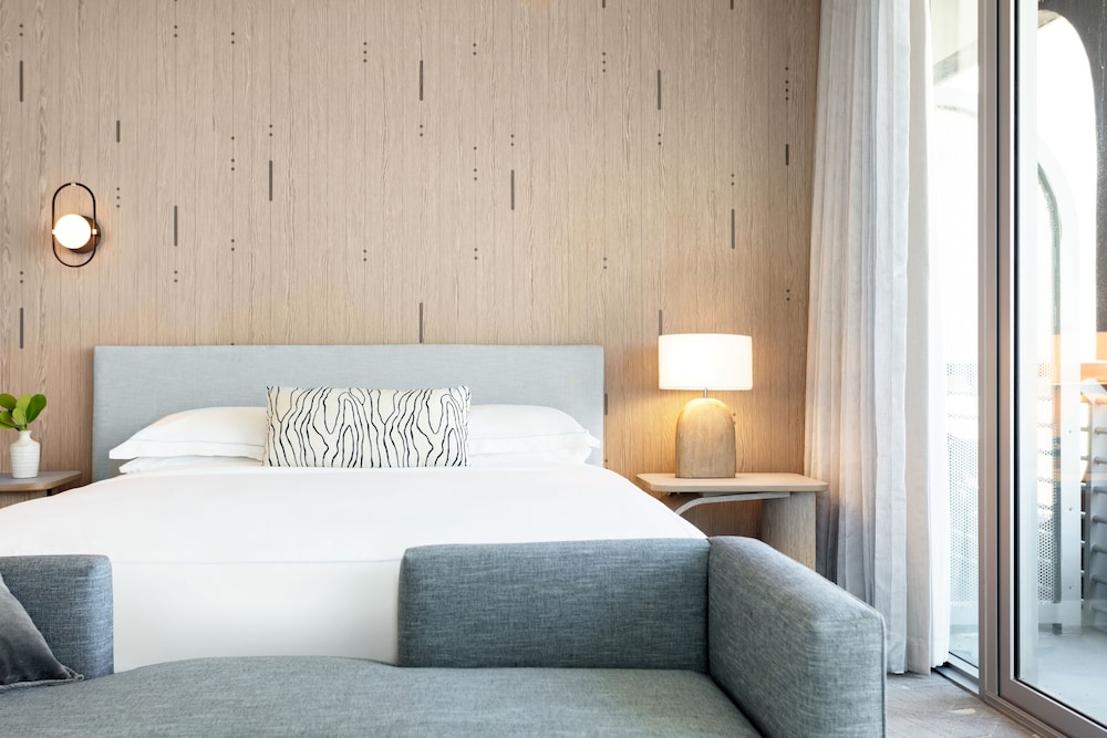 Kimpton Hotel Palomar South Beach by IHG — Hotel rooms in Miami, Florida