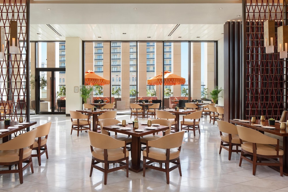 Park Hyatt Doha — Restaurant & bars in Doha, Umm Salal