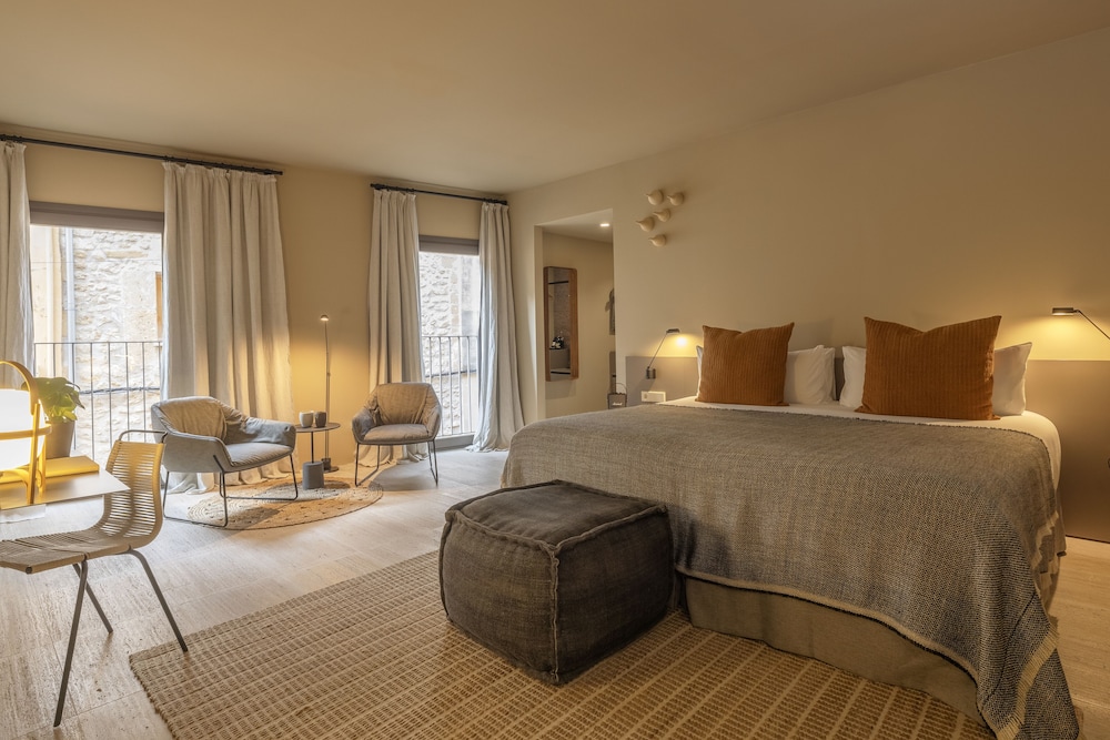 Can Aulí Luxury Retreat — Hotel rooms in Pollenca, Balearic Islands