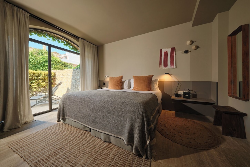 Can Aulí Luxury Retreat — Hotel rooms in Pollenca, Balearic Islands