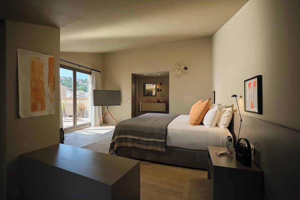 Can Aulí Luxury Retreat — Hotel rooms in Pollenca, Balearic Islands