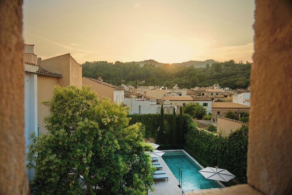 Can Aulí Luxury Retreat — Swimming pool in Pollenca, Balearic Islands