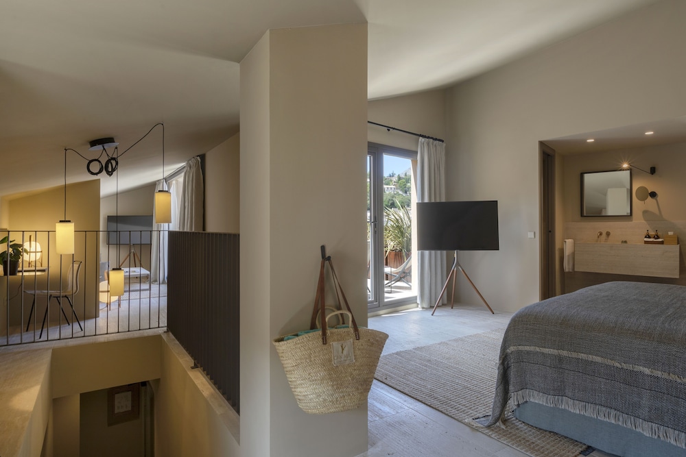 Can Aulí Luxury Retreat — Hotel rooms in Pollenca, Balearic Islands