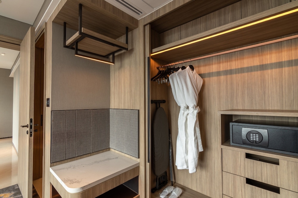 Carlton Hotel Bangkok Sukhumvit — Hotel rooms in Bangkok, Bangkok