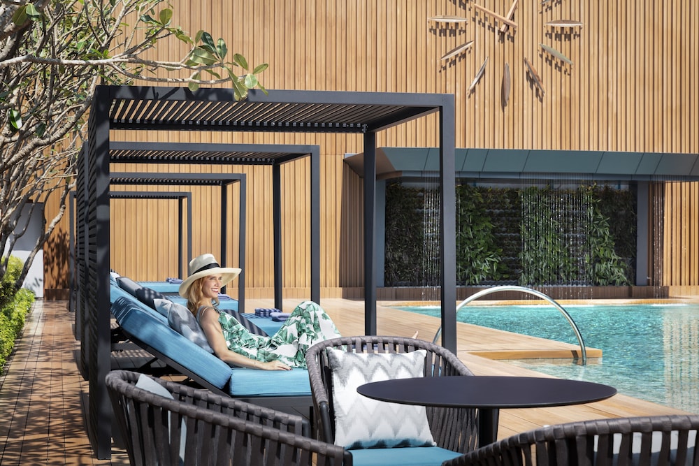 Carlton Hotel Bangkok Sukhumvit — Swimming pool in Bangkok, Bangkok