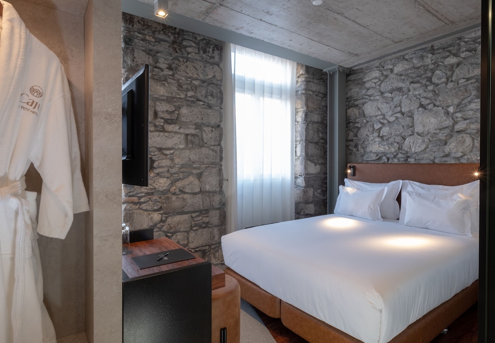Hotel Caju — Hotel rooms in Funchal, Madeira