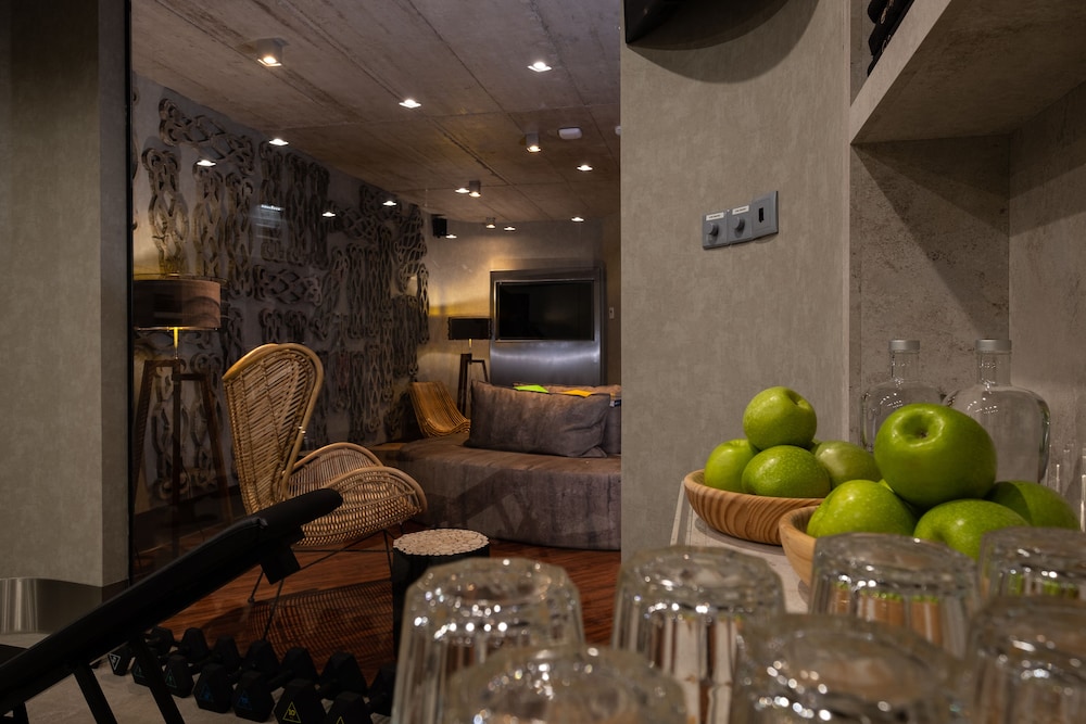 Hotel Caju — Hotel rooms in Funchal, Madeira