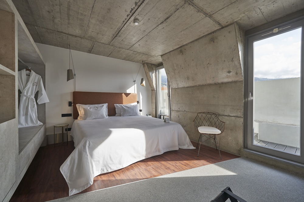 Hotel Caju — Hotel rooms in Funchal, Madeira