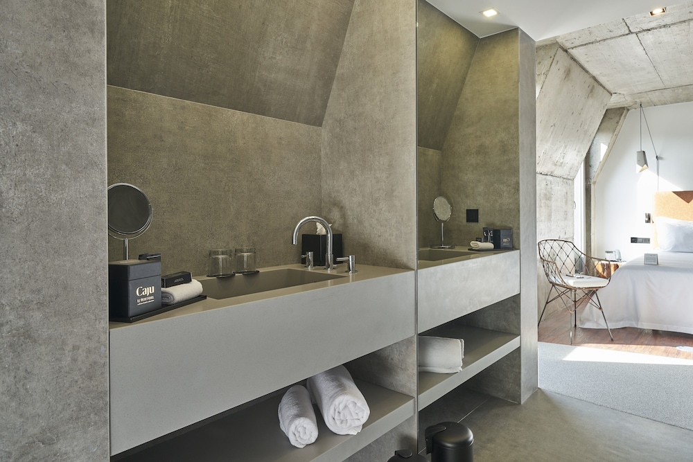 Hotel Caju — Hotel rooms in Funchal, Madeira