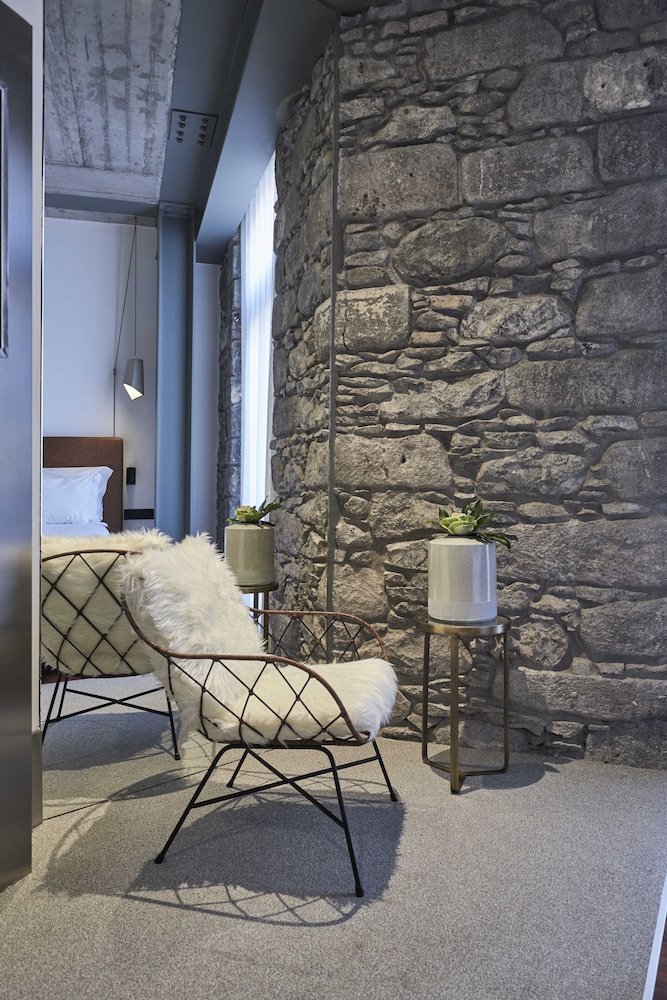 Hotel Caju — Hotel rooms in Funchal, Madeira