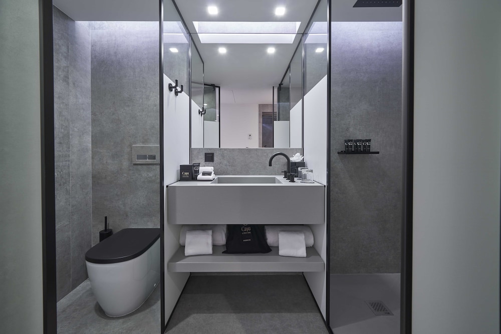 Hotel Caju — Hotel rooms in Funchal, Madeira