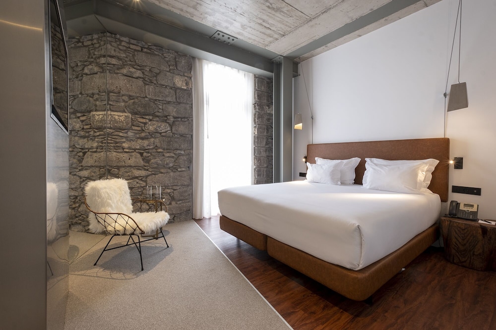 Hotel Caju — Hotel rooms in Funchal, Madeira