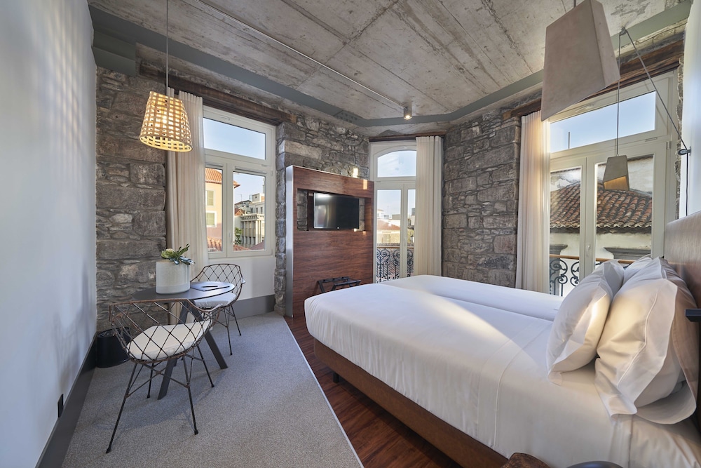 Hotel Caju — Hotel rooms in Funchal, Madeira