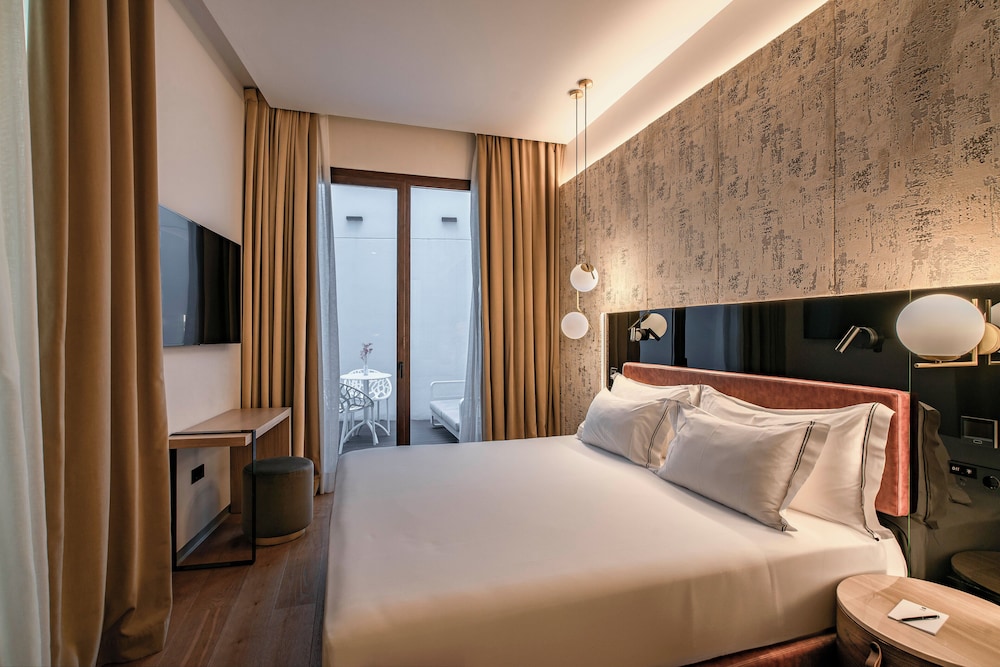 Hotel Vincci Selección Unuk 5* GL — Hotel rooms in Seville, Andalusia