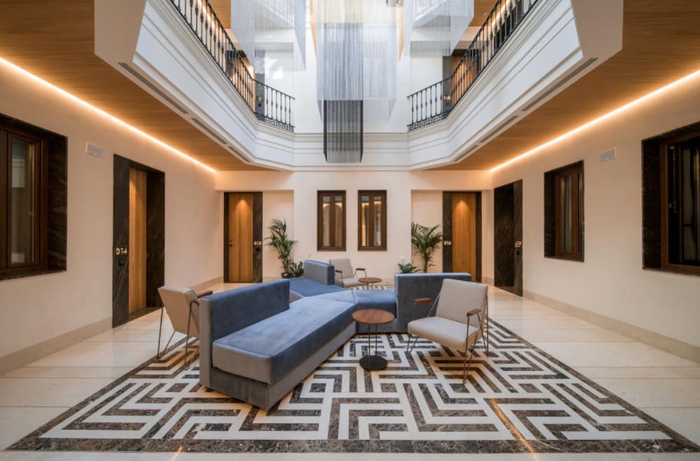 Hotel Vincci Selección Unuk 5* GL — Hotel building in Seville, Andalusia