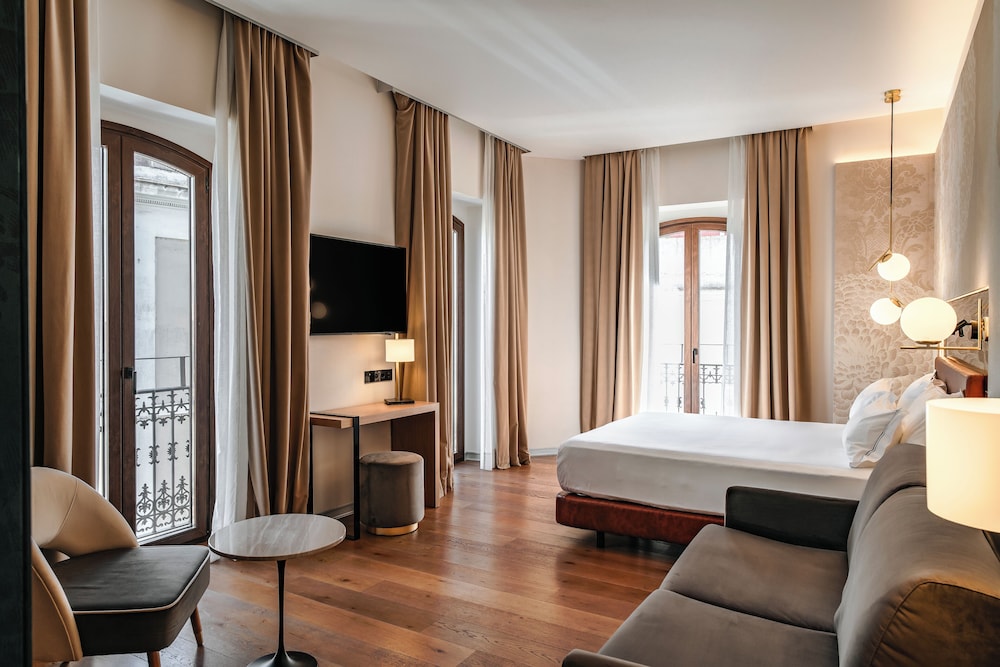 Hotel Vincci Selección Unuk 5* GL — Hotel rooms in Seville, Andalusia