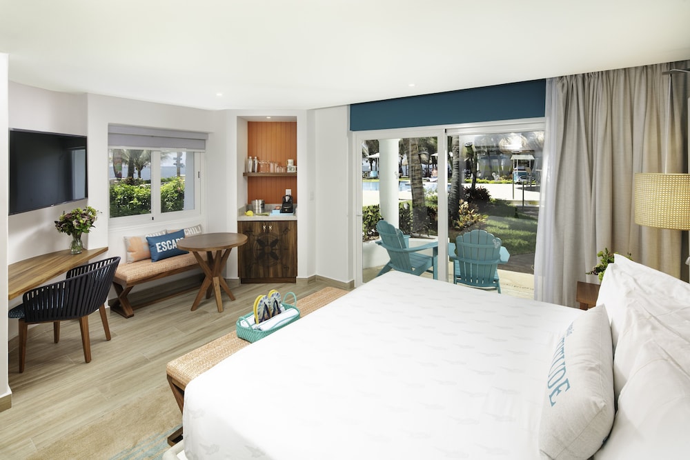 Margaritaville Island Reserve Riviera Cancún - A Karisma All-Inclusive Experience for All — Hotel rooms in Puerto Morelos, Quintana Roo