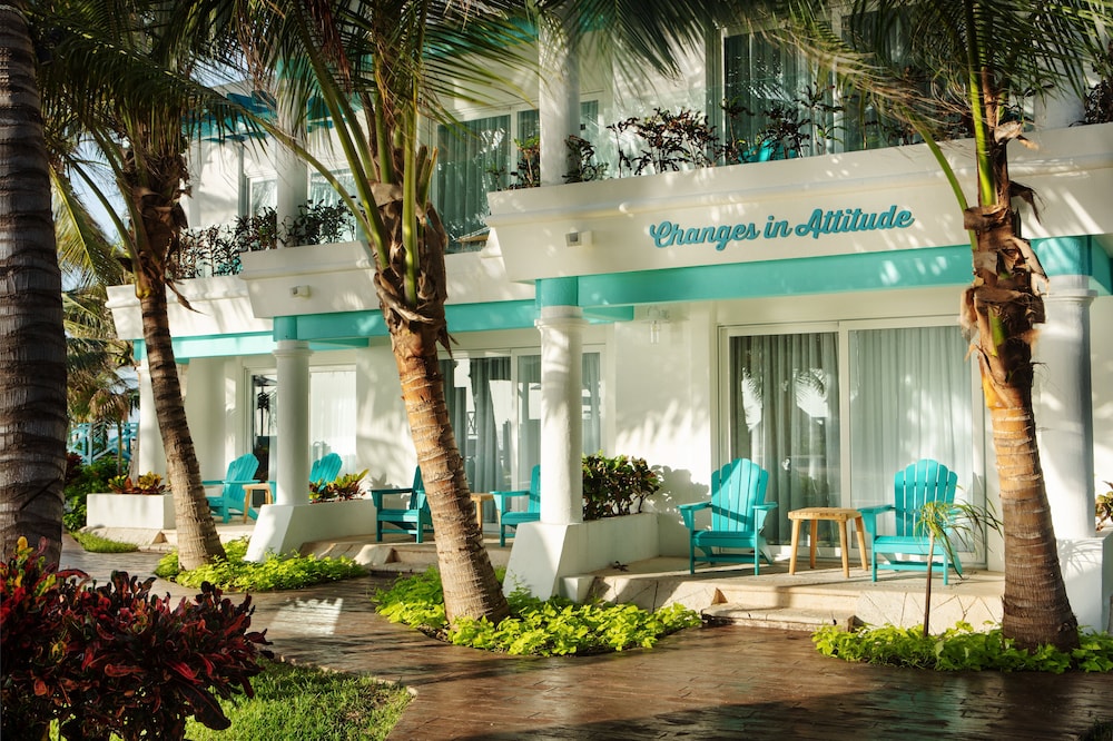 Margaritaville Island Reserve Riviera Cancún - A Karisma All-Inclusive Experience for All — Hotel building in Puerto Morelos, Quintana Roo