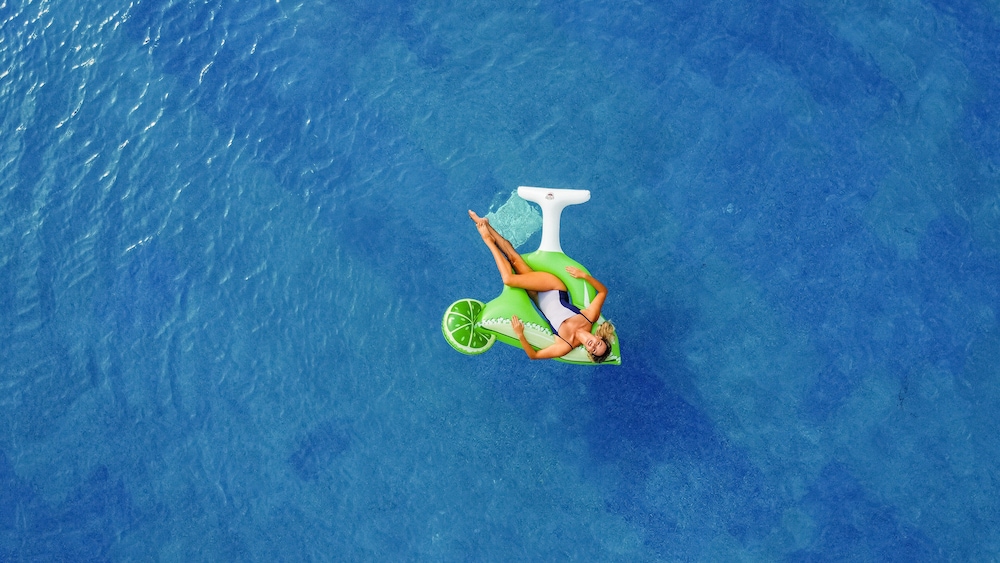 Margaritaville Island Reserve Riviera Cancún - A Karisma All-Inclusive Experience for All — Swimming pool in Puerto Morelos, Quintana Roo