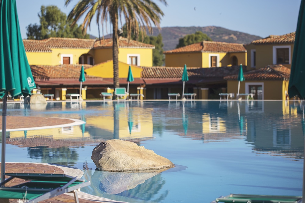 Valtur Baia Dei Pini — Swimming pool in Budoni, Sardinia