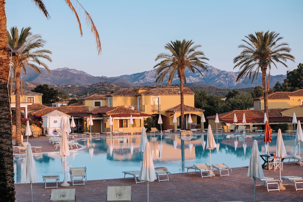 Valtur Baia Dei Pini — Swimming pool in Budoni, Sardinia