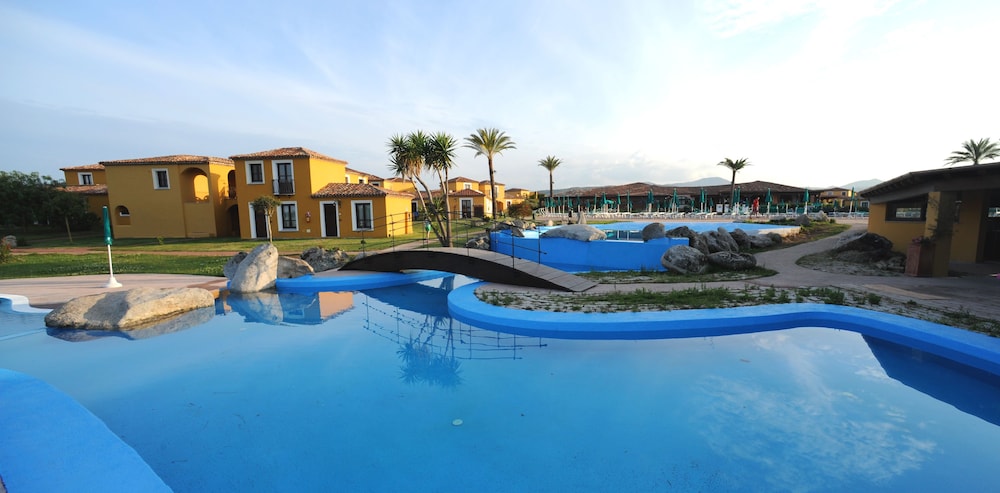 Valtur Baia Dei Pini — Swimming pool in Budoni, Sardinia