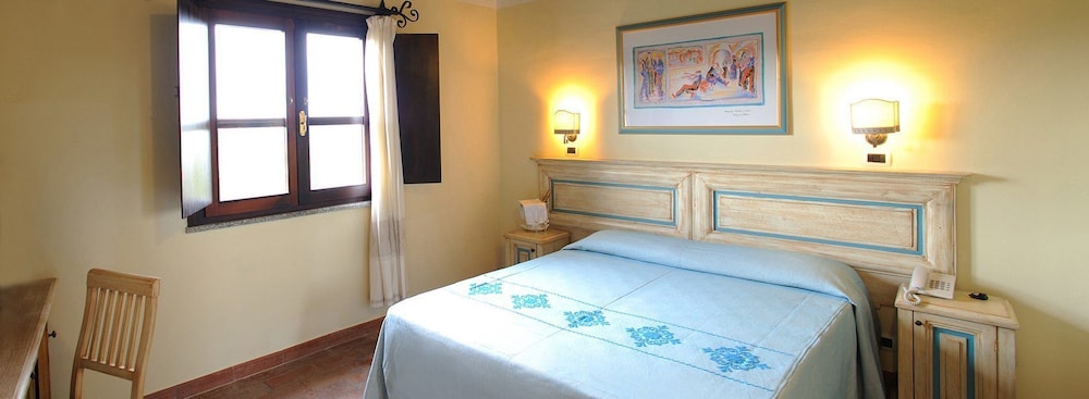Valtur Baia Dei Pini — Hotel rooms in Budoni, Sardinia
