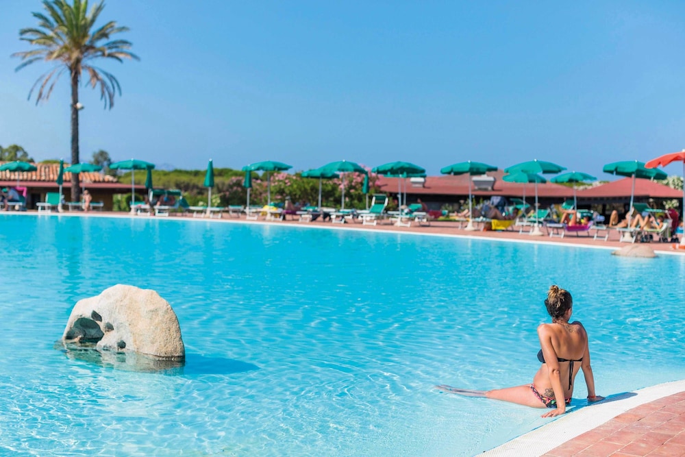 Valtur Baia Dei Pini — Swimming pool in Budoni, Sardinia