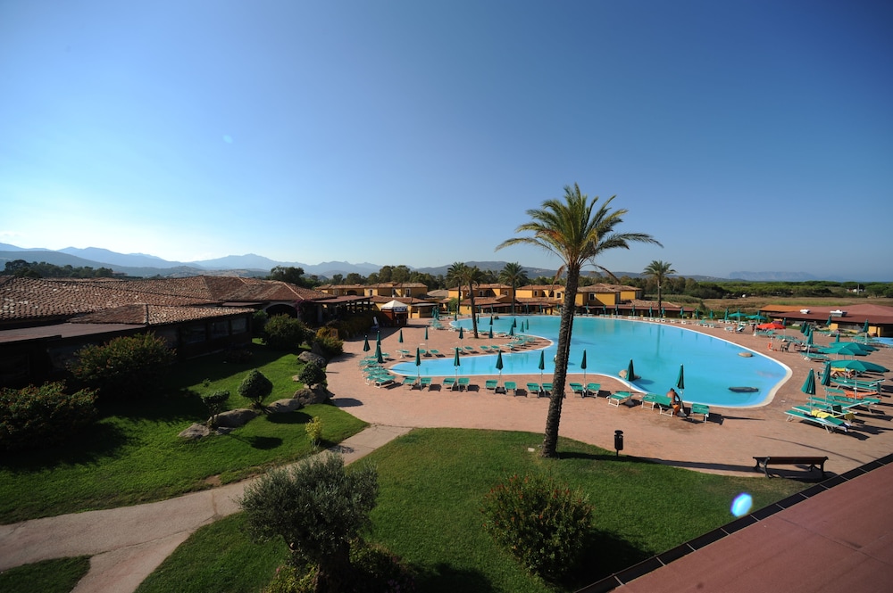 Valtur Baia Dei Pini — Swimming pool in Budoni, Sardinia