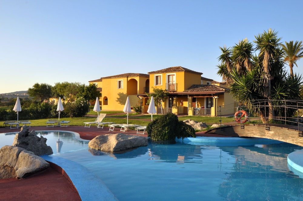 Valtur Baia Dei Pini — Swimming pool in Budoni, Sardinia