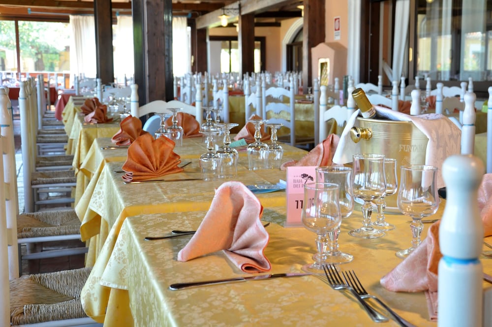 Valtur Baia Dei Pini — Restaurant & bars in Budoni, Sardinia
