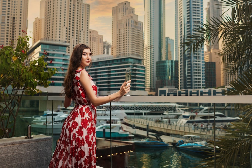 Crowne Plaza Dubai Marina by IHG — Attractions in the area in Dubai