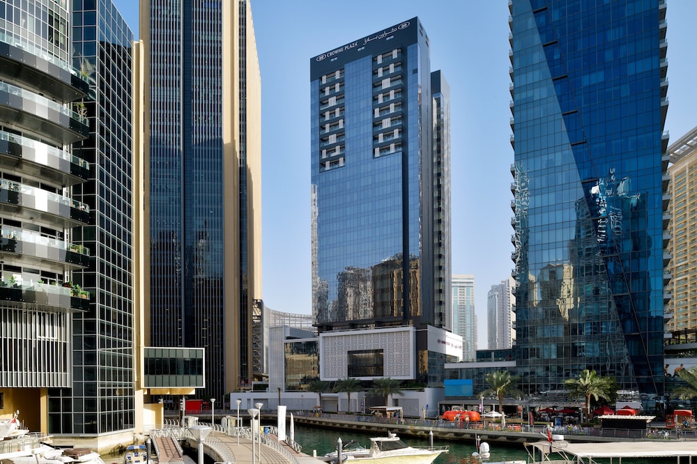Crowne Plaza Dubai Marina by IHG — Hotel building in Dubai