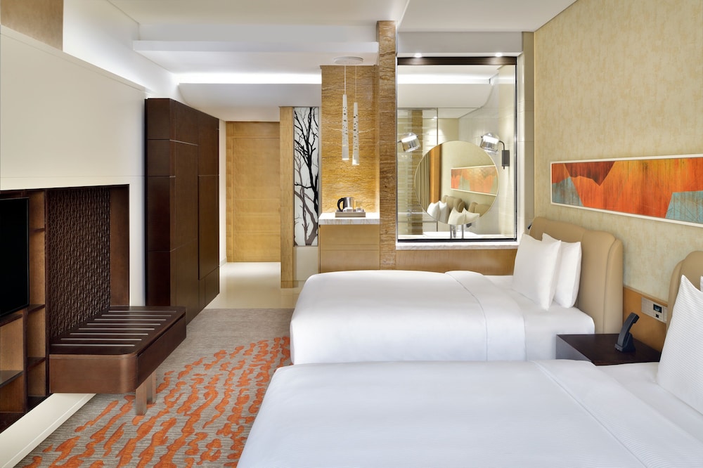 Crowne Plaza Dubai Marina by IHG — Hotel rooms in Dubai