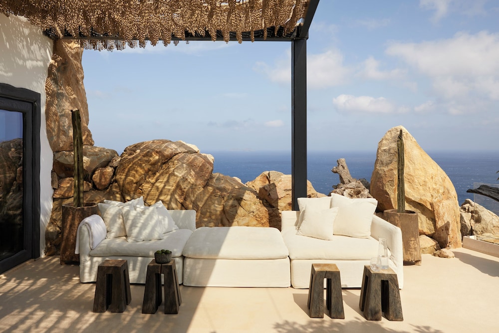 Myconian Panoptis Escape - Small Luxury Hotels of the World — Beach in Elia, South Aegean