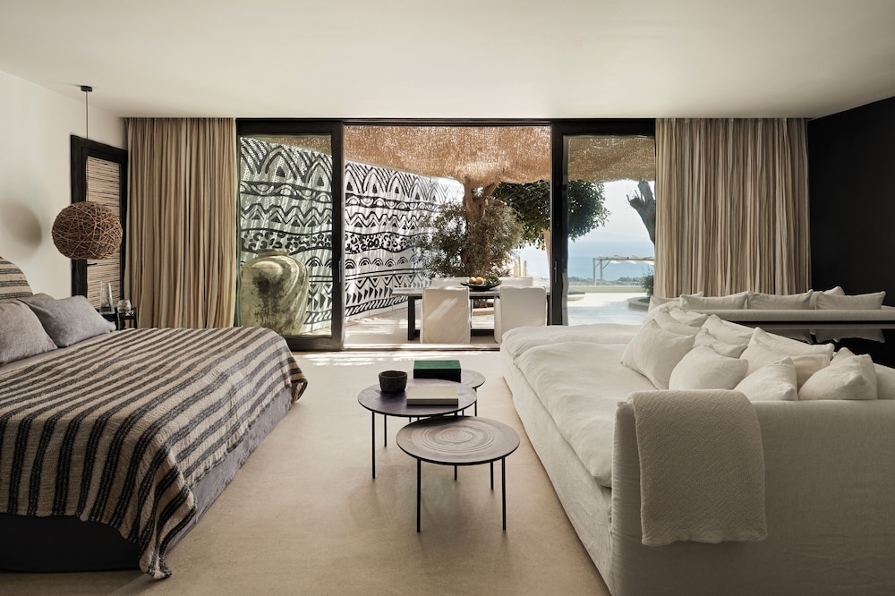 Myconian Panoptis Escape - Small Luxury Hotels of the World — Hotel rooms in Elia, South Aegean