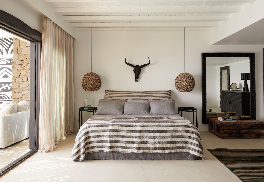 Myconian Panoptis Escape - Small Luxury Hotels of the World — Hotel rooms in Elia, South Aegean