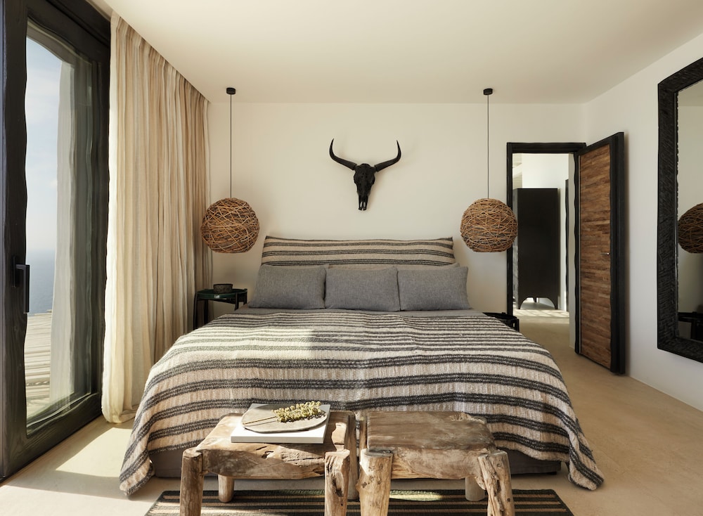 Myconian Panoptis Escape - Small Luxury Hotels of the World — Hotel rooms in Elia, South Aegean