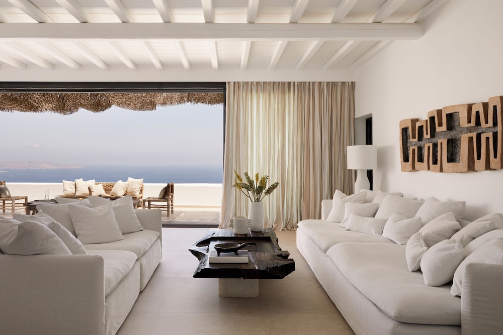 Myconian Panoptis Escape - Small Luxury Hotels of the World — Hotel rooms in Elia, South Aegean