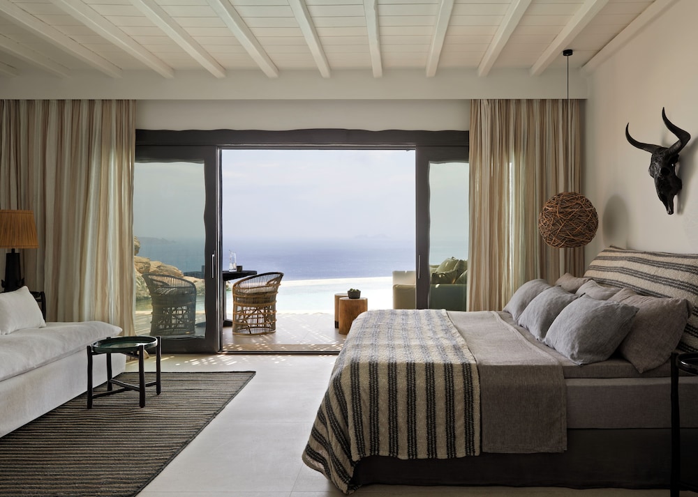 Myconian Panoptis Escape - Small Luxury Hotels of the World — Hotel rooms in Elia, South Aegean
