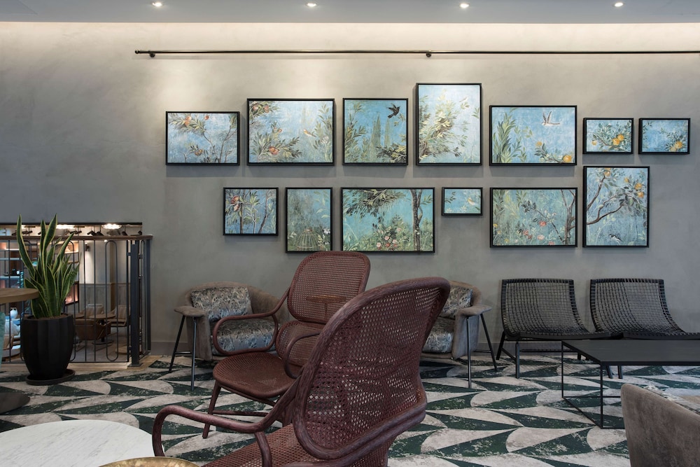 DoubleTree by Hilton Rome Monti — Restaurant & bars in Rome, Lazio