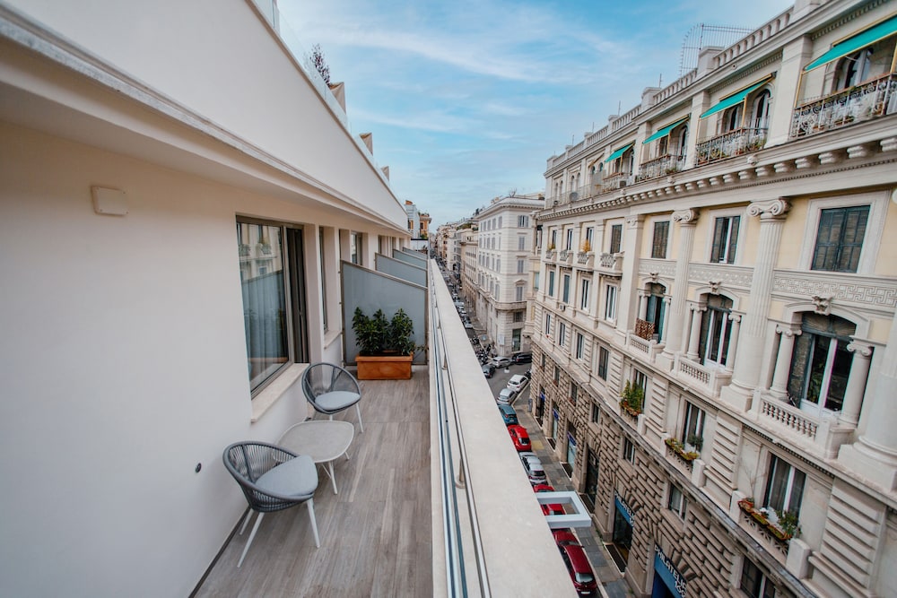 DoubleTree by Hilton Rome Monti — Hotel rooms in Rome, Lazio