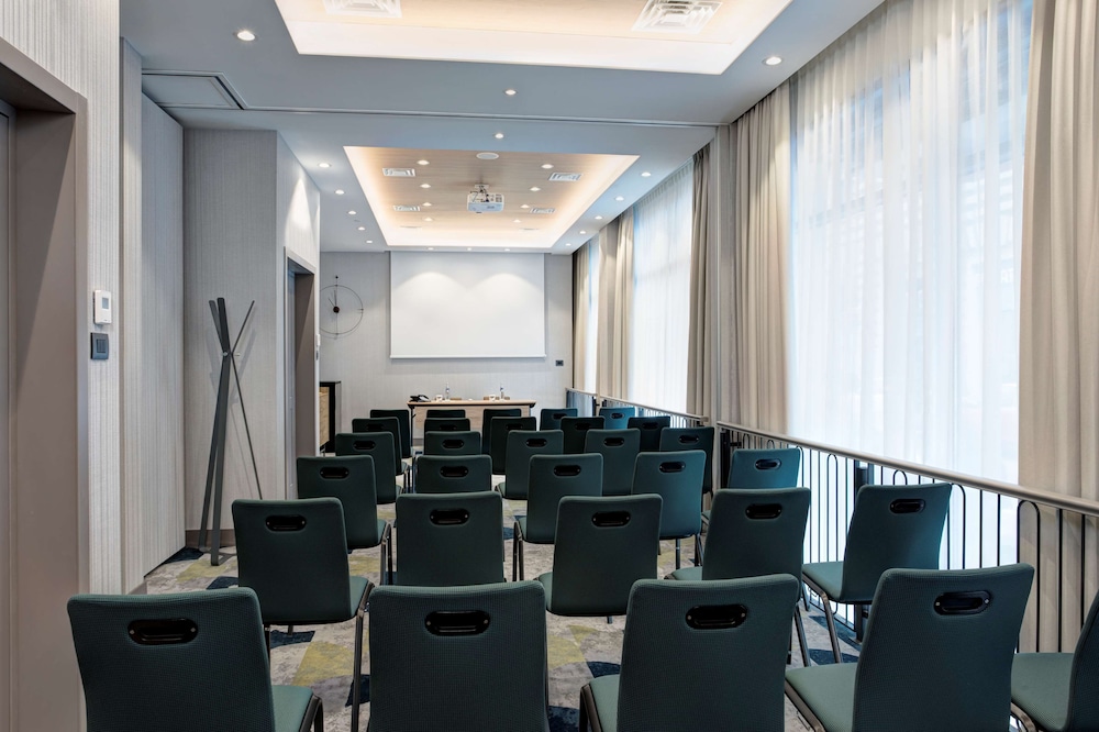 DoubleTree by Hilton Rome Monti — Hotel building in Rome, Lazio