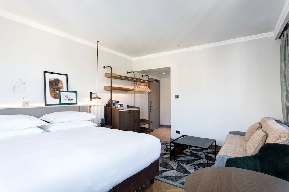 DoubleTree by Hilton Rome Monti — Hotel rooms in Rome, Lazio