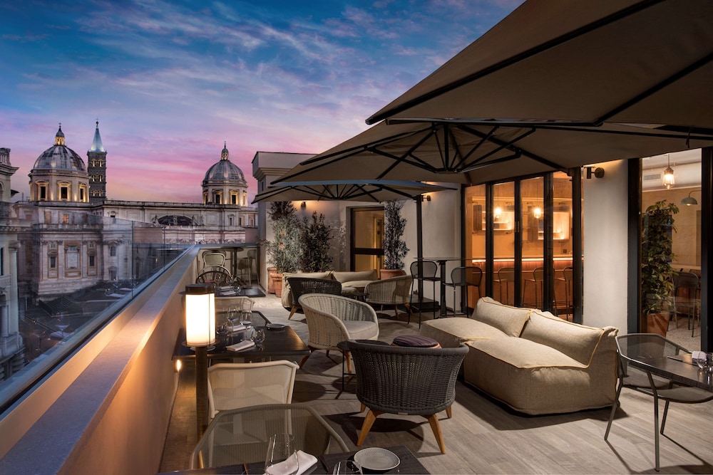 DoubleTree by Hilton Rome Monti — Hotel rooms in Rome, Lazio