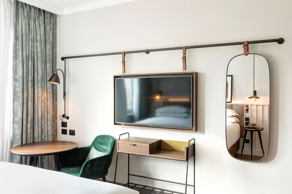 DoubleTree by Hilton Rome Monti — Hotel rooms in Rome, Lazio