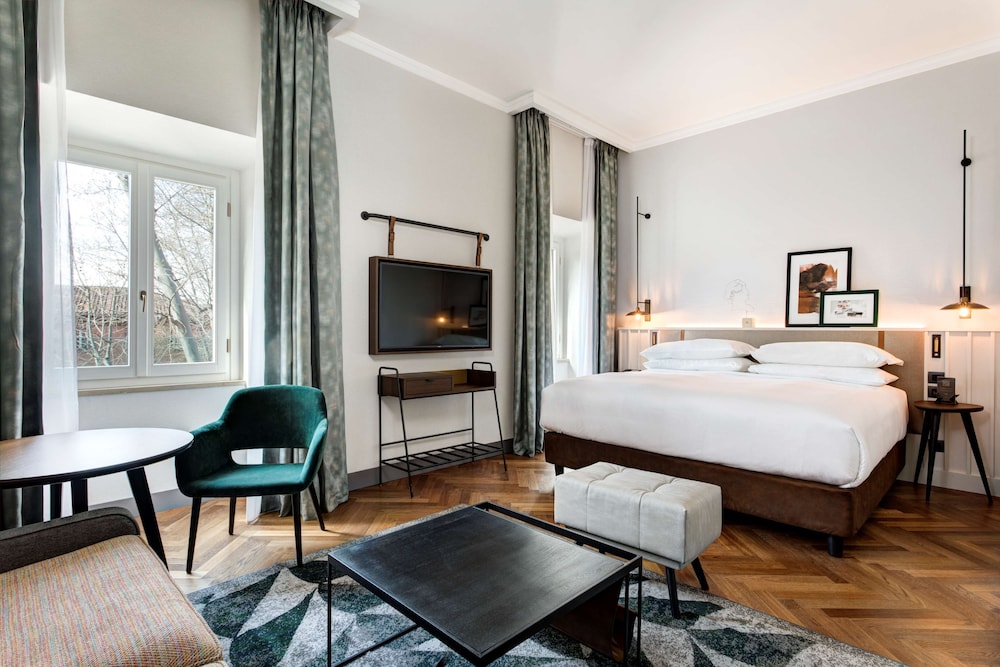 DoubleTree by Hilton Rome Monti — Hotel rooms in Rome, Lazio
