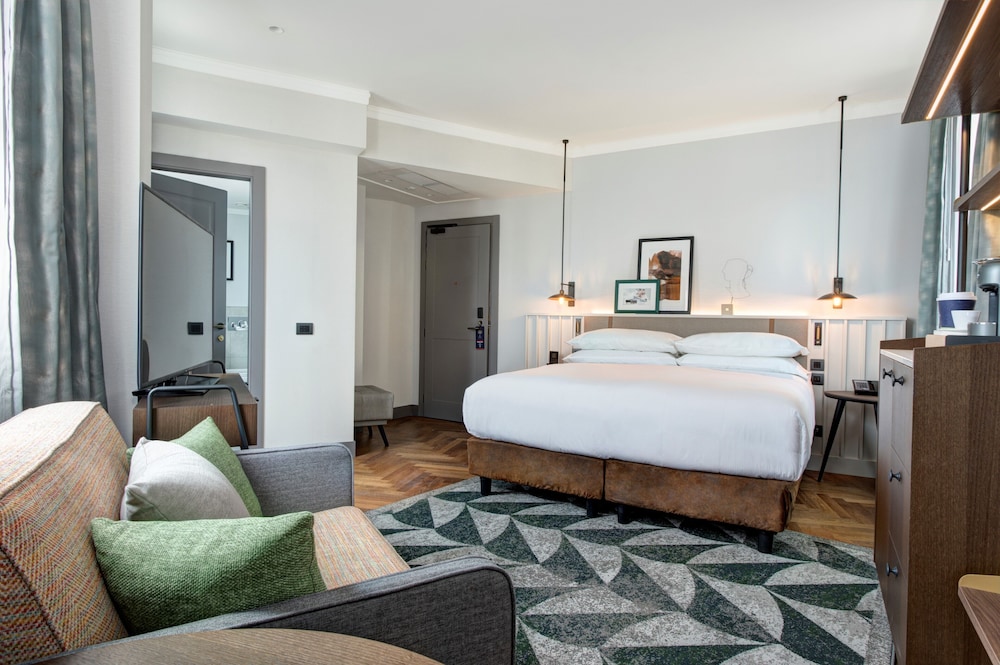 DoubleTree by Hilton Rome Monti — Hotel rooms in Rome, Lazio
